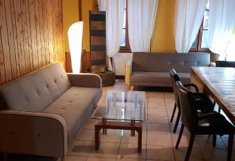 VILLA BEJOYA, Superbe 4 pi  ces, 90 m2, 3 chambres allows 18 year olds to book a room