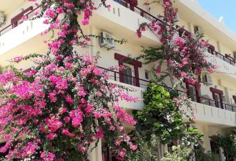 Knossos Hotel has Balcony rooms