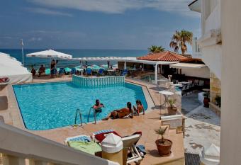 Jo An Beach Hotel has Balcony rooms