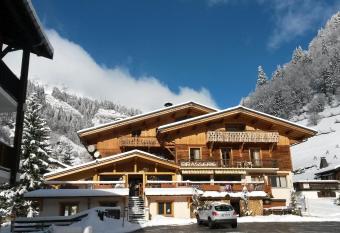 Apart hotel & Spa  has Balcony rooms