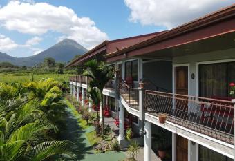 Campos Arenal Hotel allows 18 year olds to book a room