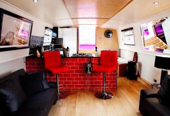 The Joker Boat has Balcony rooms