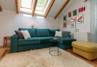 Apartman Park allows 18 year olds to book a room