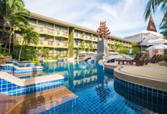 Phuket Island View Resort - SHA Extra Plus has Balcony rooms
