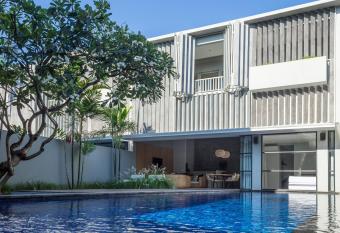 Origin Seminyak has Balcony rooms