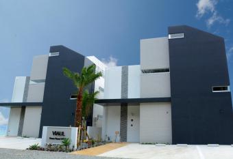 VIAUL Ocean Resort KOURI allows 18 year olds to book a room