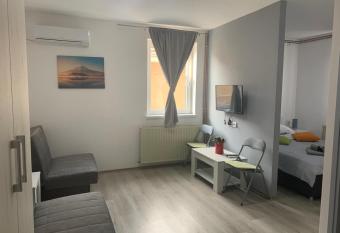 La Casa has Balcony rooms