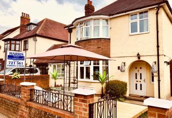 Harris Guest Accommodation allows 18 year olds to book a room