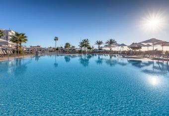 Occidental Torremolinos Playa allows 18 year olds to book a room