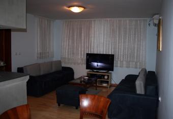 Fenix Cvetni trg has Balcony rooms