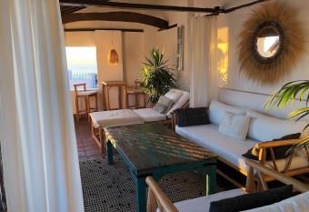 Limonero bnb has Balcony rooms