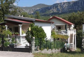 Villa Behija Ferienwohnung 2 Crikvenica has Balcony rooms
