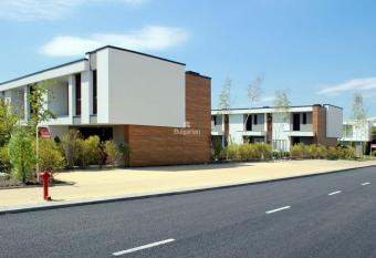 cozy,luxurious and spacious villa on the black sea has Balcony rooms