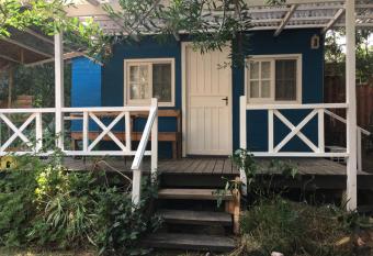 No Estamos Locos has Balcony rooms