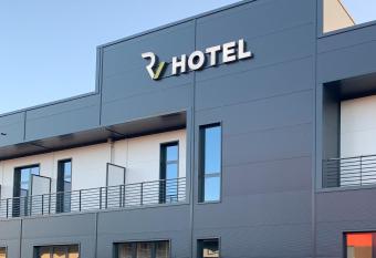 Self Check-in Hotel von Rotz allows 18 year olds to book a room