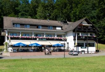 Haus Kanne allows 18 year olds to book a room