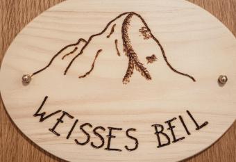 Haus Marianne has Balcony rooms