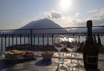 Casa San Giorgio Varenna has Balcony rooms