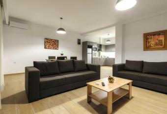 Oresteia Downtown Apartment allows 18 year olds to book a room