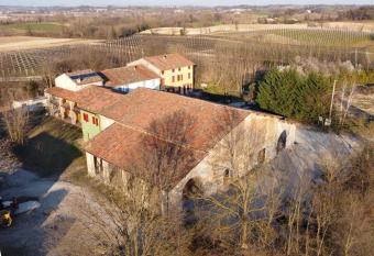 Agriturismo Nuova Scardua has Balcony rooms