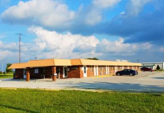 Paxton Inn Motel has Smoking rooms