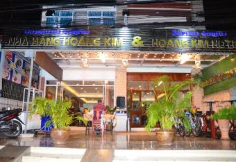 Hoang Kim Hotel has Smoking/Balcony rooms
