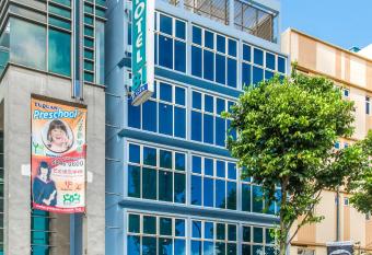 Hotel 81 Bugis allows 18 year olds to book a room