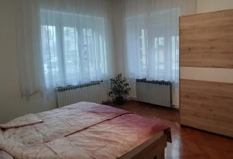 Apartman Po  eg has Balcony rooms