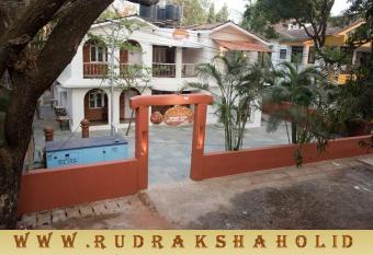 Rudraksha Holiday Homes has Balcony rooms