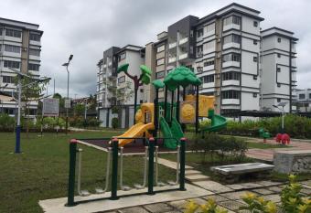 Home of Heaven Bintulu Homestay has Balcony rooms