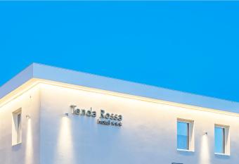 Hotel Tenda Rossa allows 18 year olds to book a room