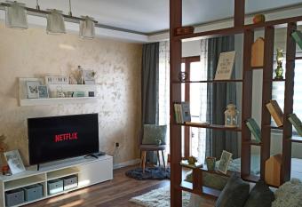 Apartmani 11 allows 18 year olds to book a room