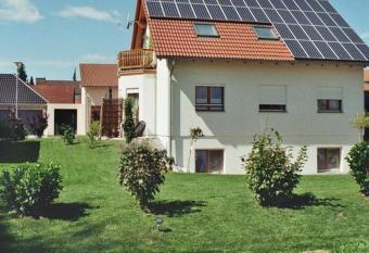 Riedblick has rooms with a private hot tub