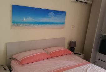 Camera Mulino allows 18 year olds to book a room