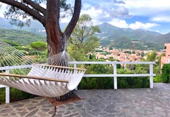 Le 3 case di Mia has Balcony rooms