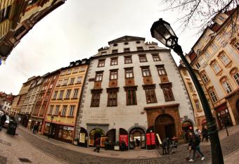 Hostel HOMEr - Old Town Square has Balcony rooms