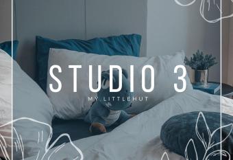 Cosy Little Hut @ Midhills Genting Highland 3 allows 18 year olds to book a room