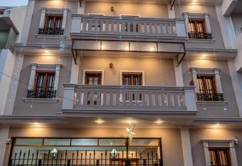 19VillaMira has Balcony rooms