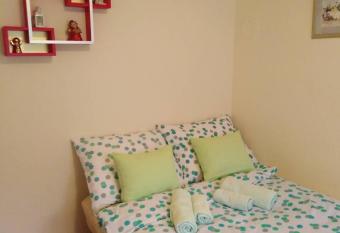 Mlinovi allows 18 year olds to book a room