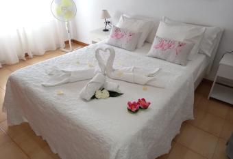 Evas Haus allows 18 year olds to book a room