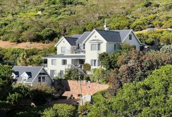 Dunvegan Lodge allows 18 year olds to book a room