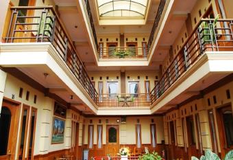 Orange Home Syariah has Balcony rooms