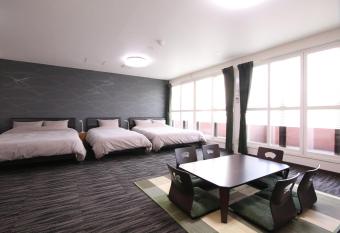 Apartment Susukino Hakuhou Building allows 18 year olds to book a room