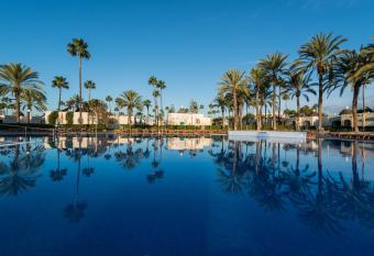 HD Parque Cristobal Gran Canaria has Balcony rooms