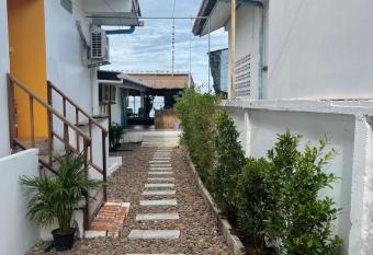 Teleysea Resort Kohlarn allows 18 year olds to book a room