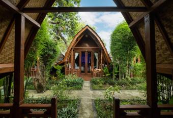 Kubu Kak Dudung Villas has Balcony rooms