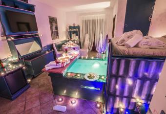 Corte In Fiore has rooms with a private hot tub