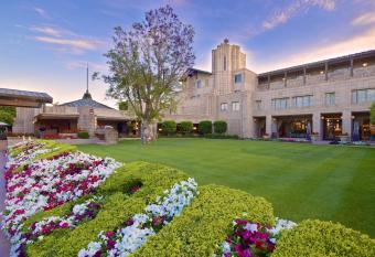Arizona Biltmore, LXR Hotels & Resorts has Balcony rooms