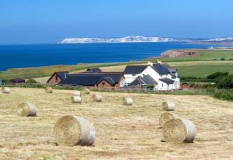Chale Bay Farm allows 18 year olds to book a room