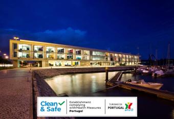 Altis Belem Hotel & Spa, a Member of Design Hotels has rooms with a private hot tub